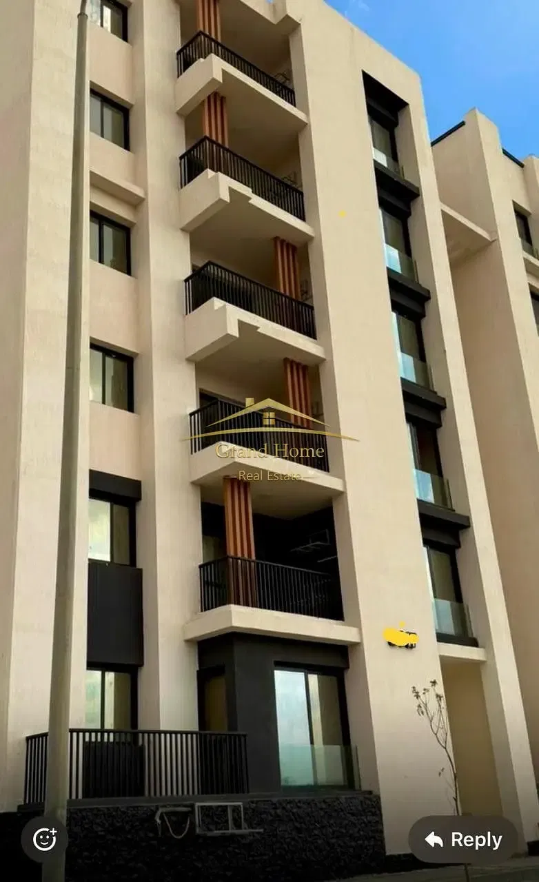 Apartment for sale 100m installments remaining in Bliss Gate at Sheikh Zayed near Village West , Cairo Gate , The Harv , royal city , Janna Zayed
