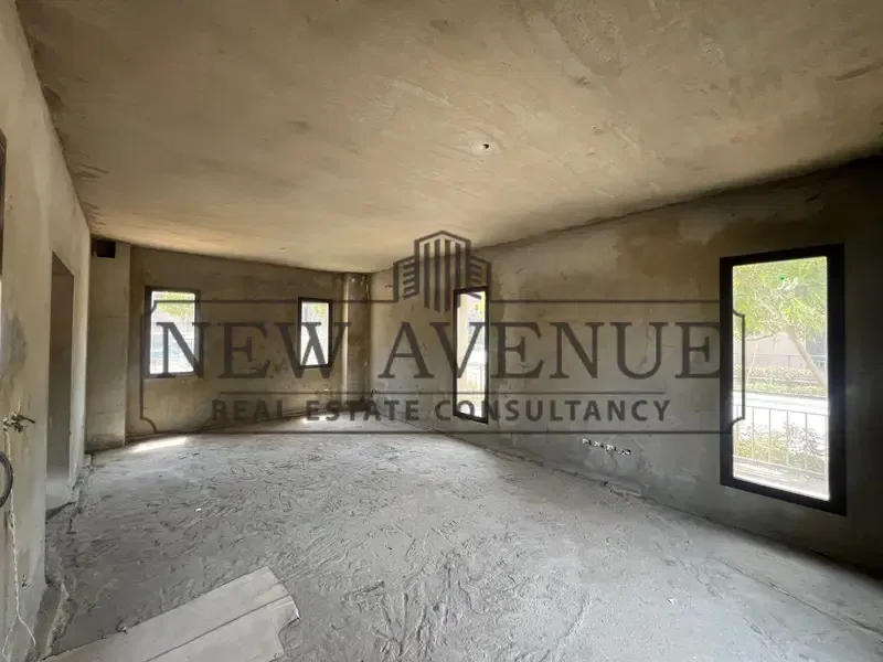 Delivered Townhouse Villa for Sale Semi Finished prime location open view in District 5 Compound by Marakez - New Cairo