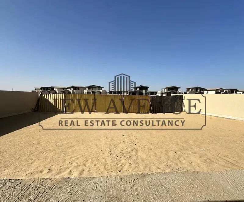 Zero Over LV Standalone in The Estates with The Best Location Direct on Widest Water Feature Largest Area Ready to Move