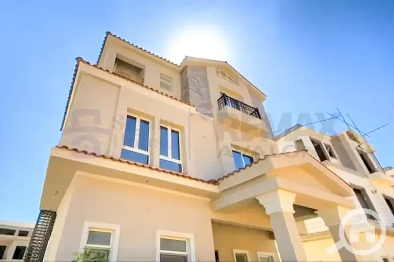 Independent villa for immediate delivery, finished, for sale 360 m (Moroog)