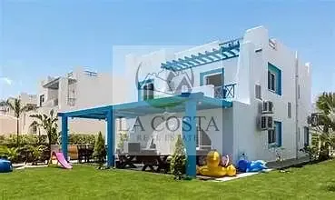 Townhouse for Sale – Mountain View Ras El Hekma | Crete Phase Own a premium townhouse in one of the most sought-after destinations!