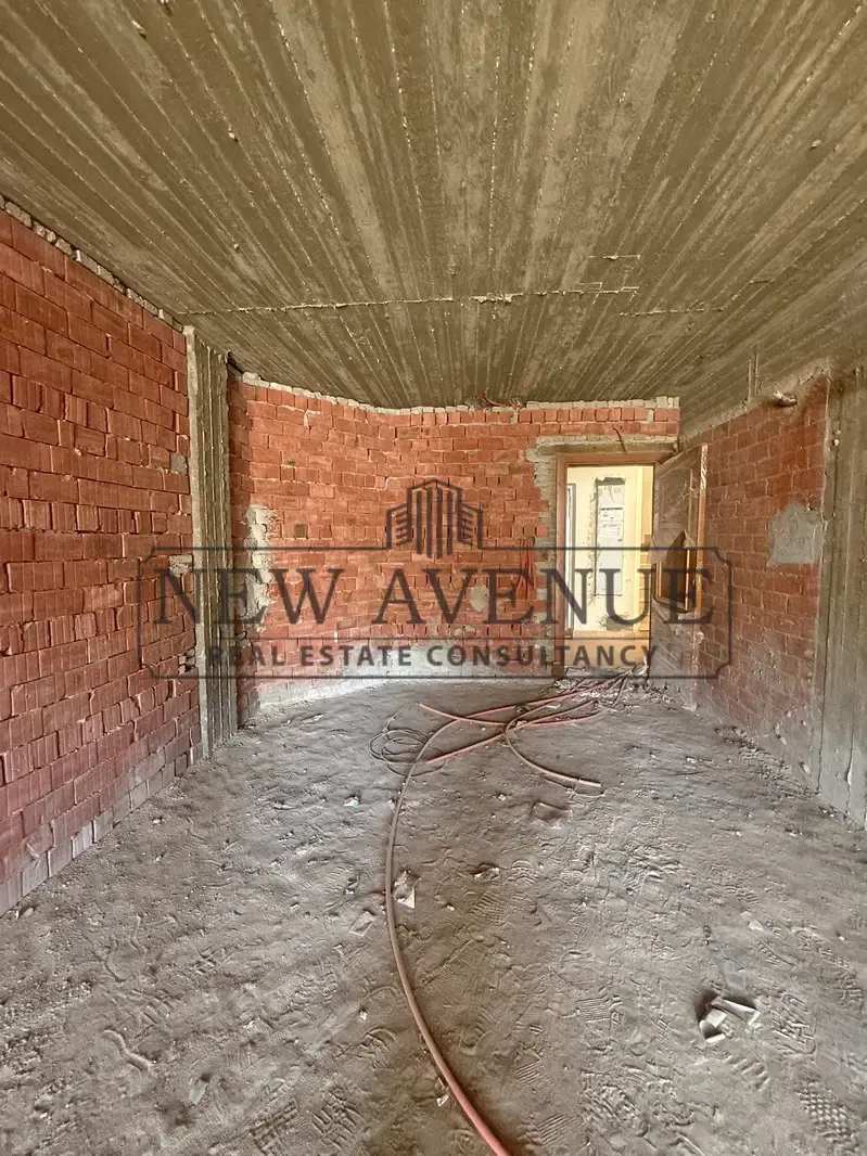 Penthouse 245m in Promenade Wadi Degla New Cairo ,Three Bedrooms and Roof 170m Ready to Move Core and Shell Facing North