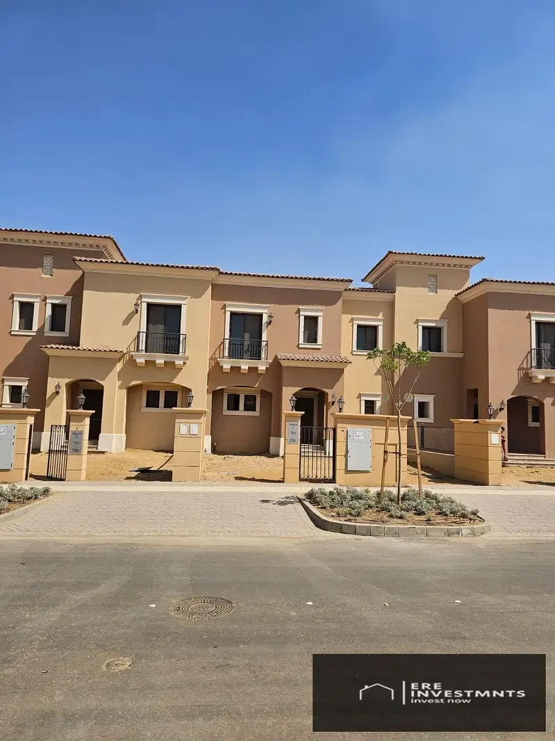 Receive immediately at the lowest price - Quattro with landscape view for sale at a bargain price for quick sale in City Gate Qatari Diar