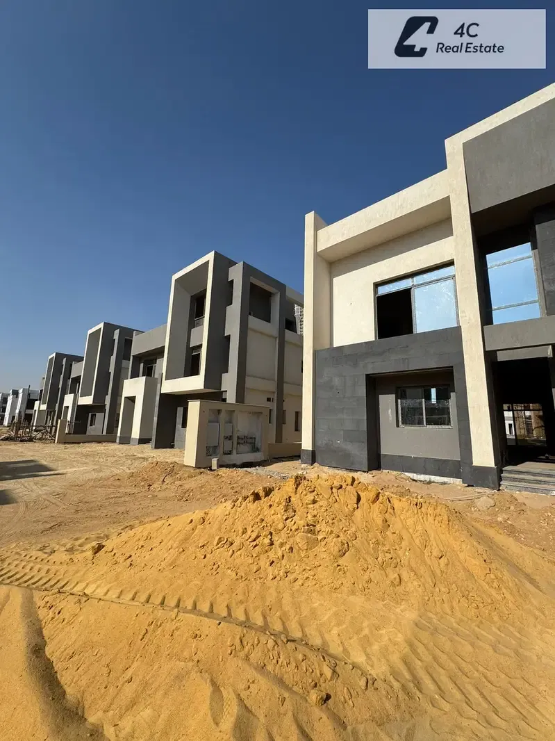 Lowest down payment available town house corner 300m north direction installments lowest price in saada new cairo fifth settlement