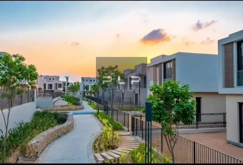 Twin house villa for sale at a sacrificial price in Sodic East New Heliopolis Ready for immediate delivery