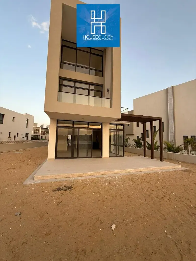 Standalone villa first row lagoon 5 bedrooms immediate delivery finished with air conditioning and kitchen prime location *AZHA AIN SOKHNA - Tucana VILLAGE*