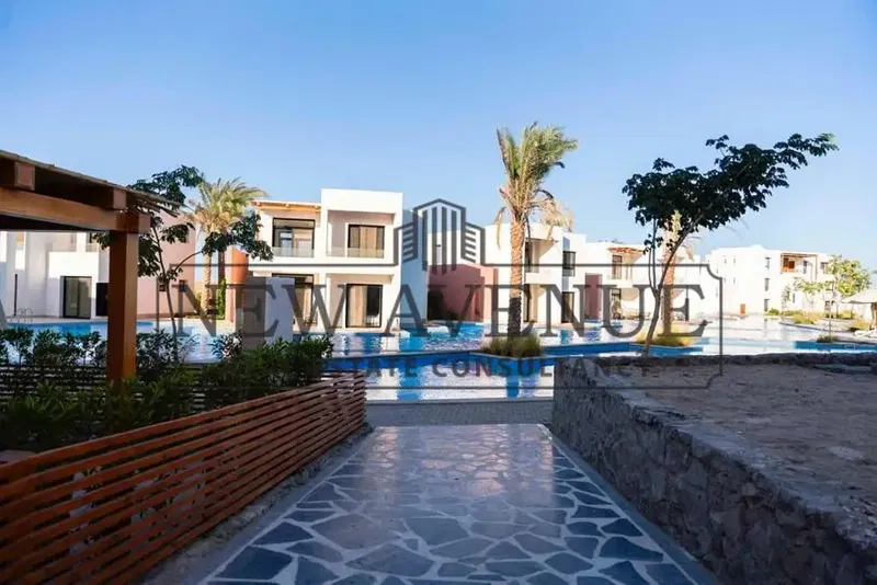 Finished townhouse One of only four units with a full sea view in Makadi Heights offered at a very attractive price Delivery end of 2026