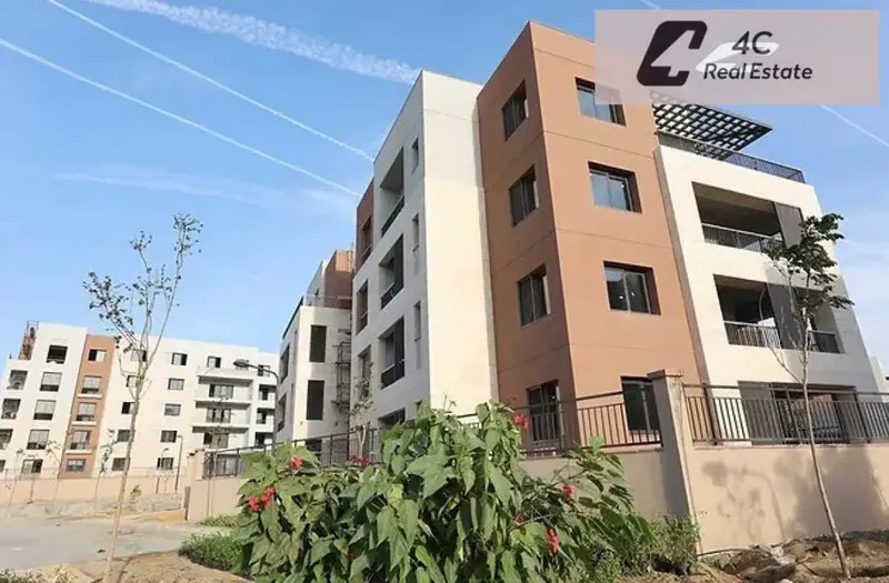 Apartment for sale view landscape prime location with down payment and installments in district 5 " marakeez"