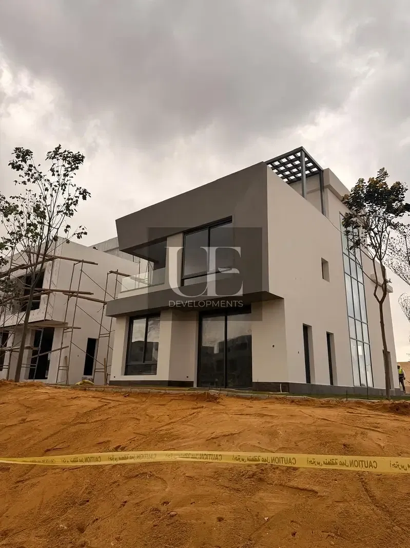 Townhouse middle for resale in Eastshire Qamzi compound new cairo golden square