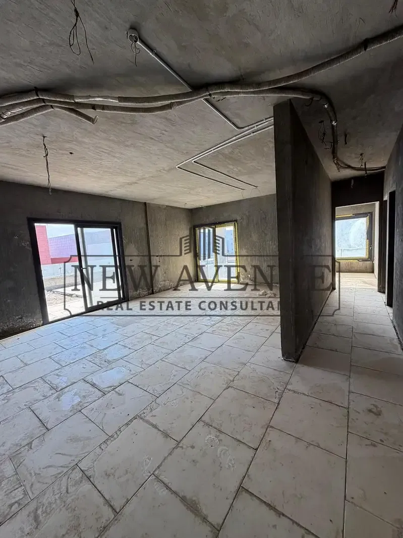 Corner duplex with garden for sale at TRIO Gardens with installments over 7years prime location