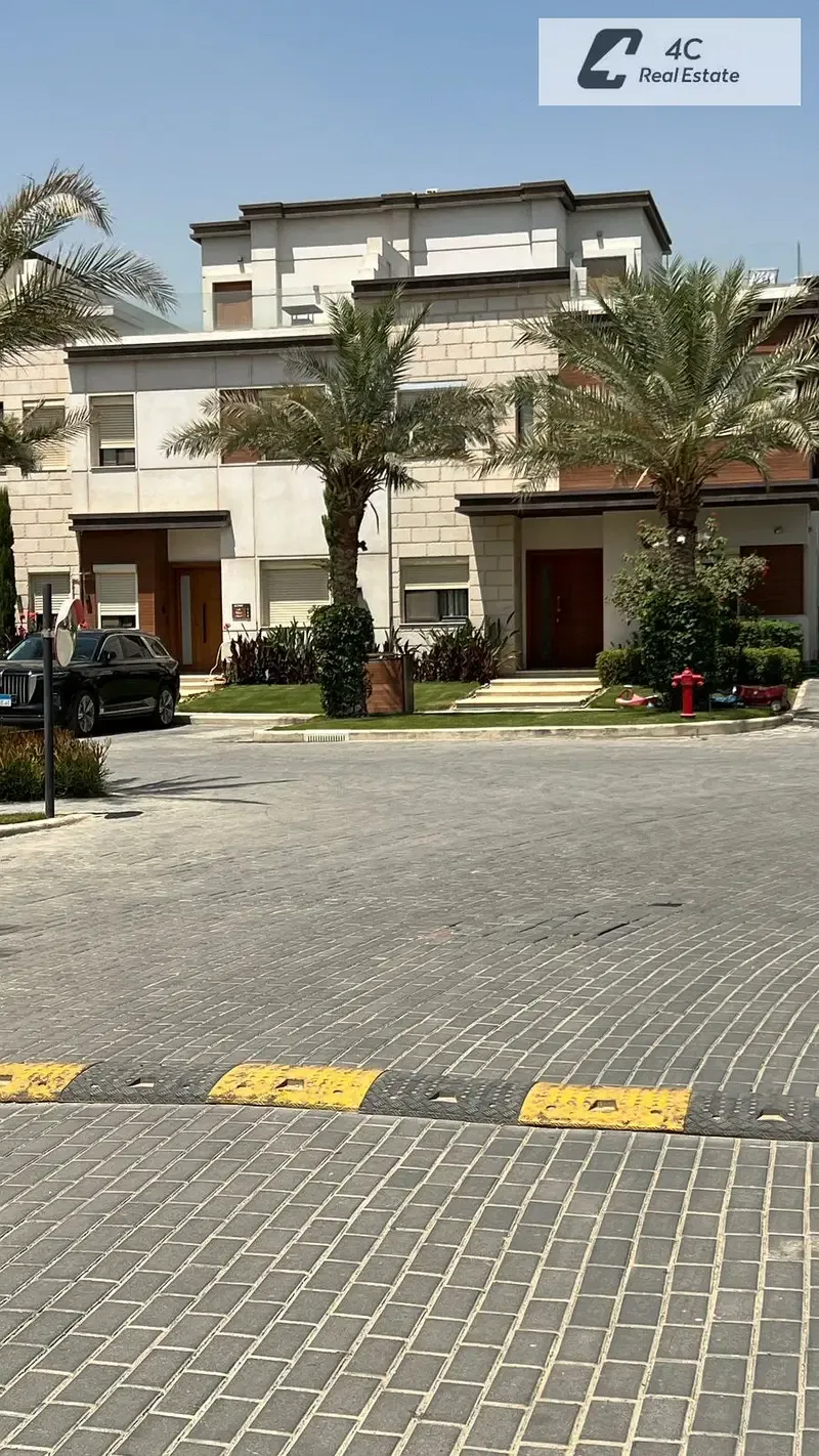 Twin house for sale with immediate delivery at the lowest price in the market in Azzar 2