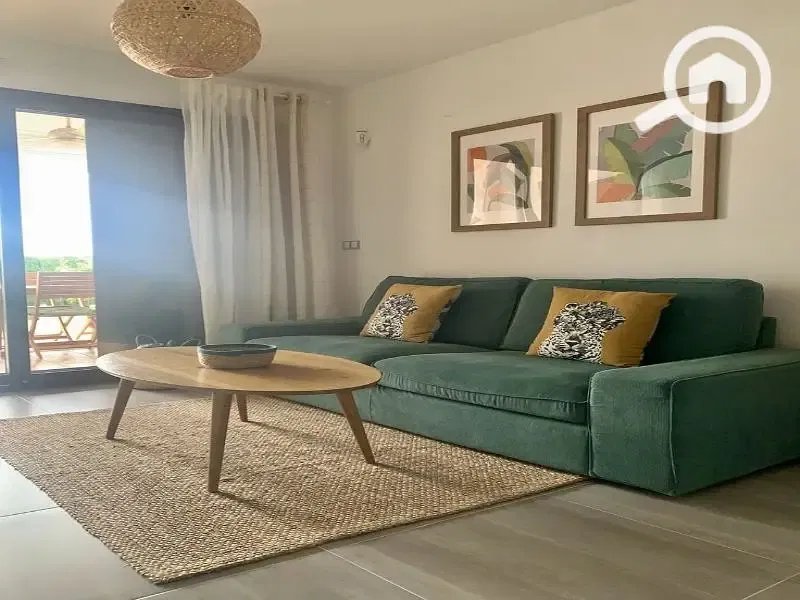 For sale at resale price: a finished two-bedroom apartment, ready for immediate viewing. Selling for half price with the cheapest installment plan. In