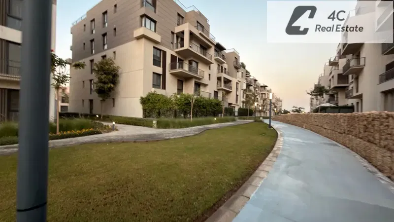 Under market price apartment for sale bahay view landscape, ready to move, very prime location in Sodic East