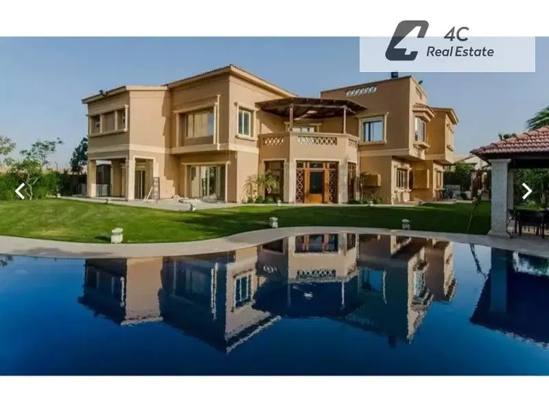 Villa with garden for Sale with Open Lake View in Lake View ready to move , New Cairo, Fifth Settlement