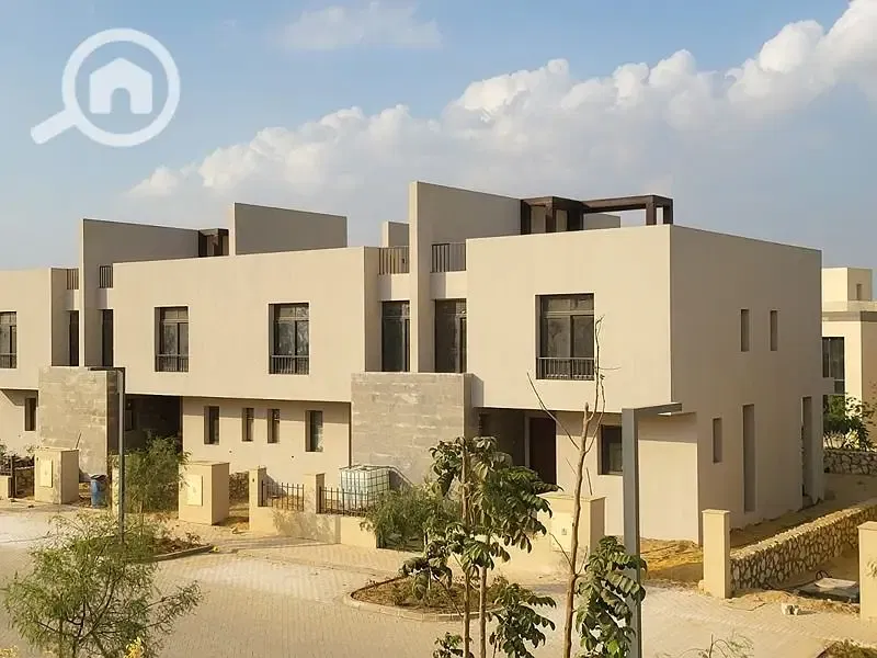 Lowest price Townhouse for resale at O west ready to move very prime location