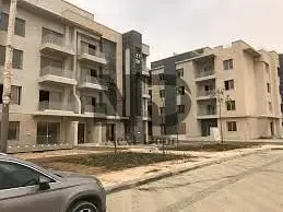 Apartment with garden In Golden Square and the American University with Prime location