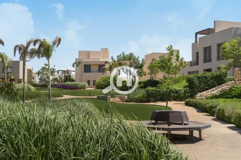 Lowest price Townhouse middle for resale at O west ready to move very prime location