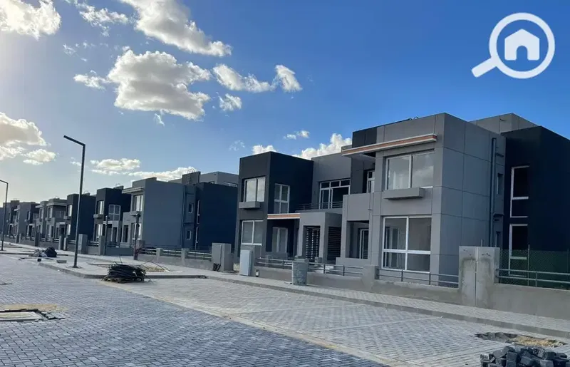 Apartment for sale in Kayan Compound, installment payment plan available