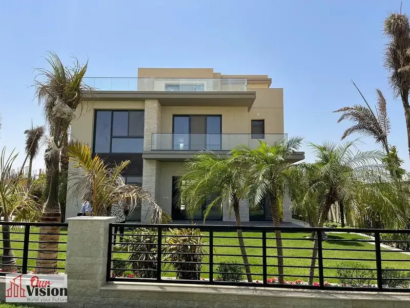New Zayed . The Estates - SODIC For Sale Townhouse corner Semi-Finished Land Area: 391 sqm Built-in Area: 270 sqm Delivered 4 Bedrooms 4 Bathrooms