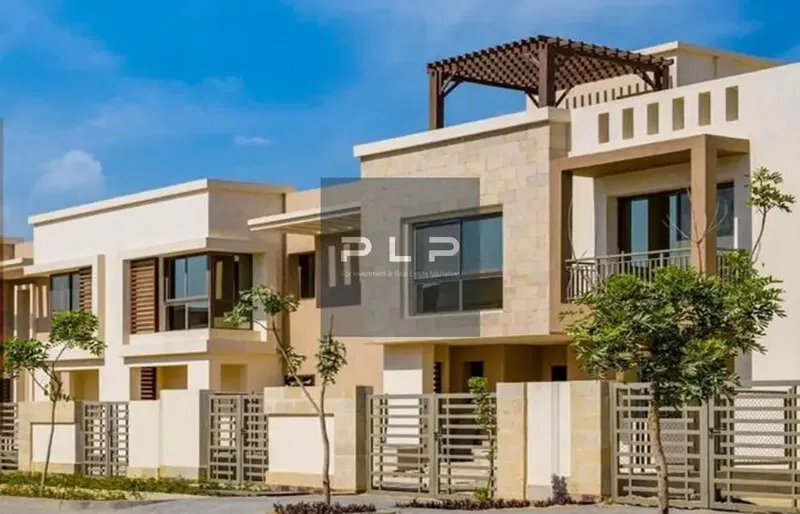 cheapest resale twin house villa for sale (ready to move) in taj city compound with the lowest price in the market for quick sale