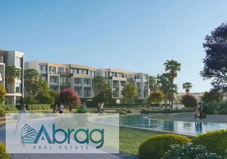 For sale a corner townhouse at the initial offering price in Palm Hills October PX, completing the installments of the first phase with a payment plan over 7 years.