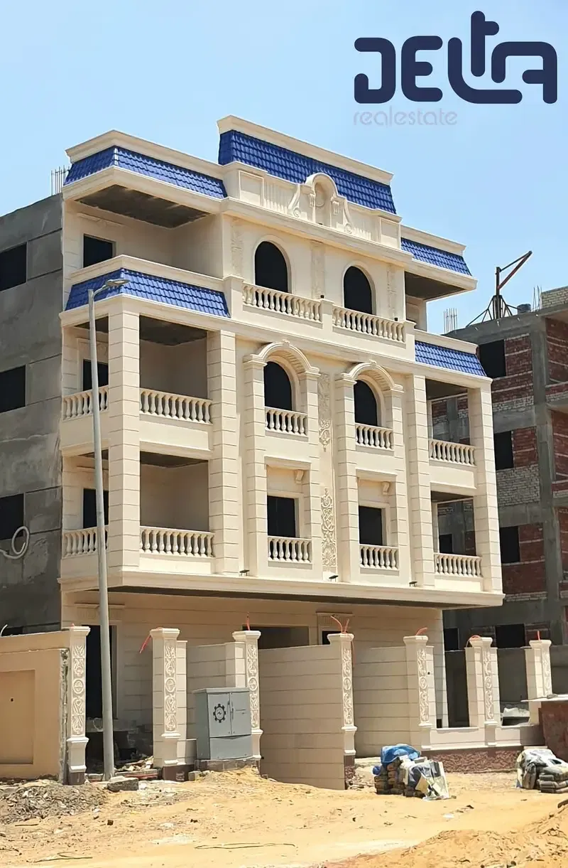 Directly from the Owner: Ground Floor Apartment 185 sqm with a 130 sqm Garden in the most distinct district in 6th of October City