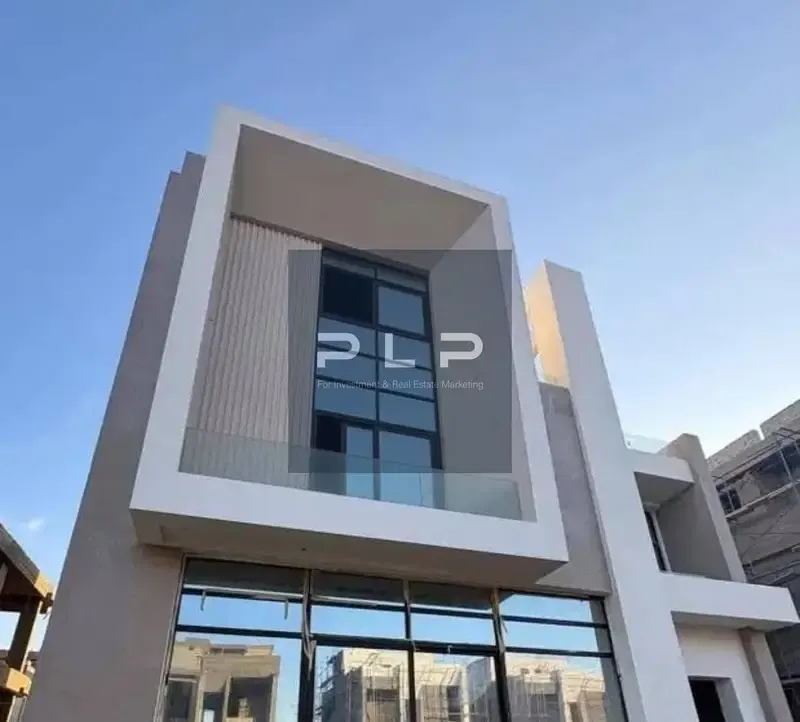 Resale Ready to Move Townhouse for sale With Installments in Saada New Cairo opposite Al-Rehab City Talaat Mostafa