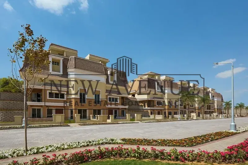 Townhouse Middle with down payment for sale at Sarai Phase cavana MNHD with Very prime location Lake view and Ready to move