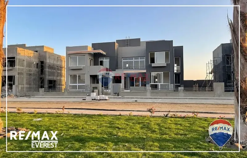 Resale Semi-finished penthouse in Kayan
