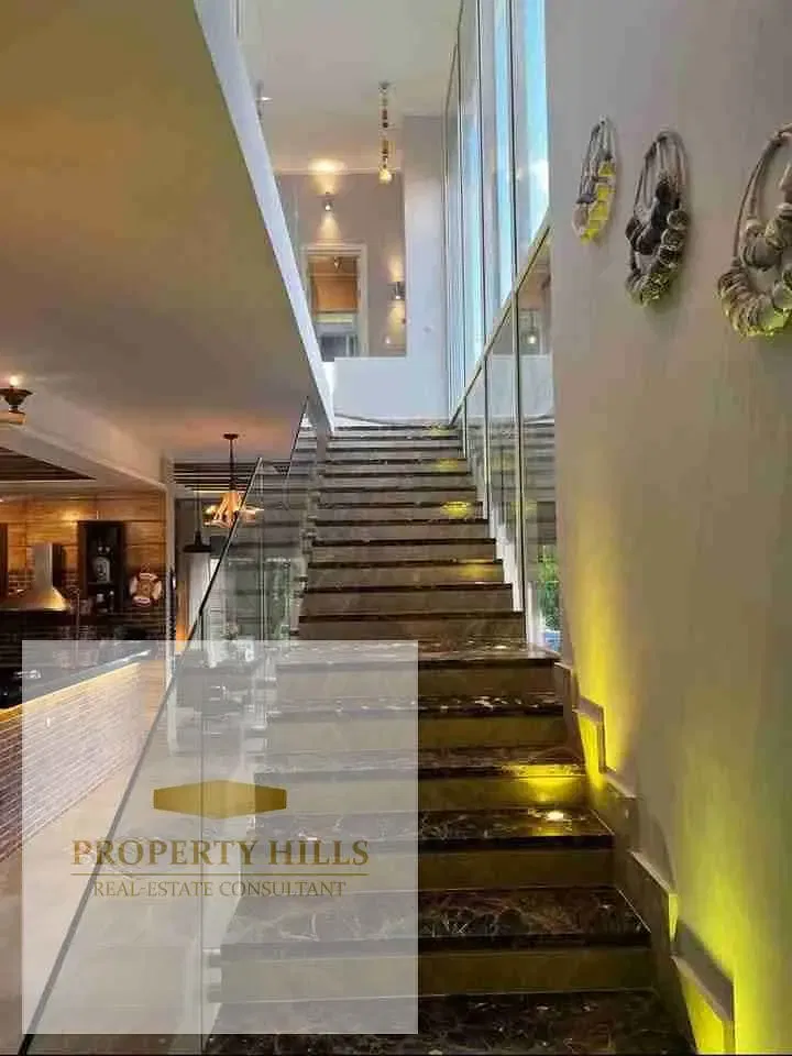 Villa for sale at its old price, ready for immediate viewing with installment payments without interest.